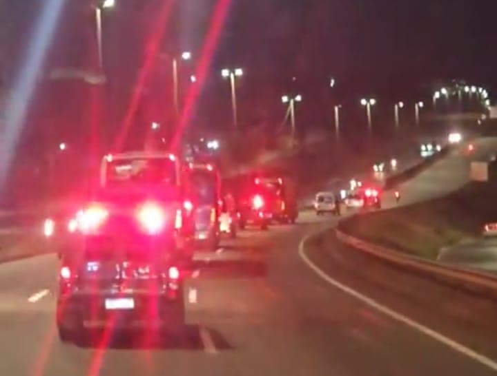 Polícia escolta torcida do Flamengo para jogo contra Atlético-MG