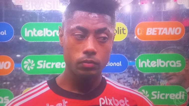 bruno henrique flamengo athletico-pr