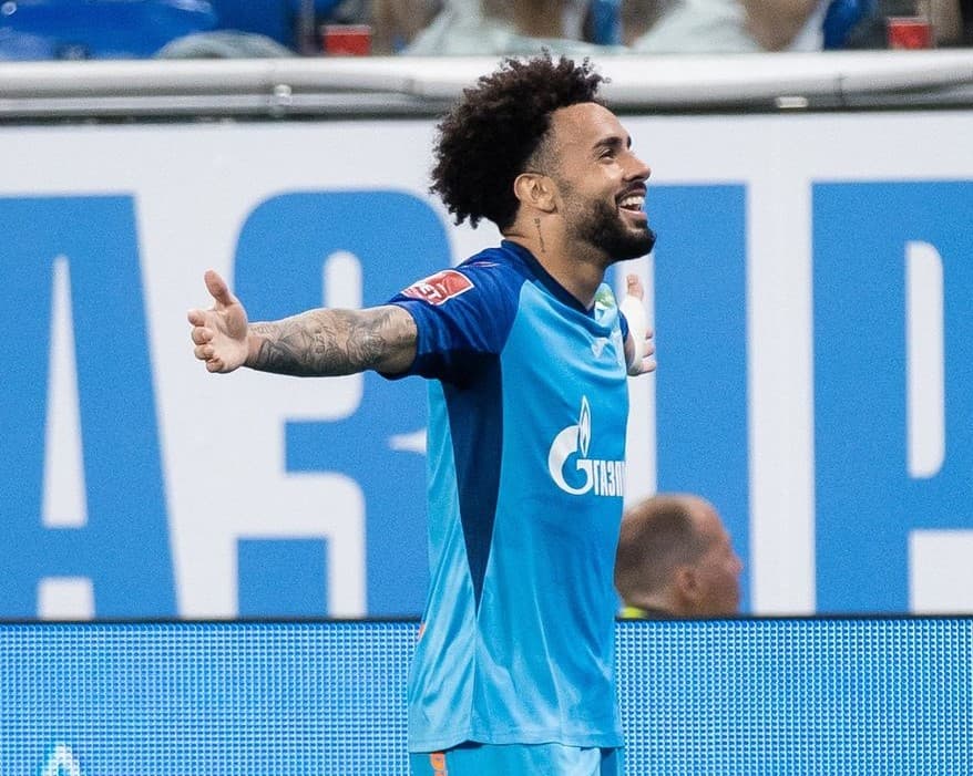 Alvo do Flamengo, Claudinho marca belo gol e brilha em vitória do Zenit