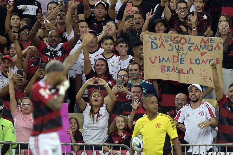 No mesmo nível de clubes como Manchester City, Real Madrid e Barcelona, Flamengo é top 5 em engajamento no Instagram em junho