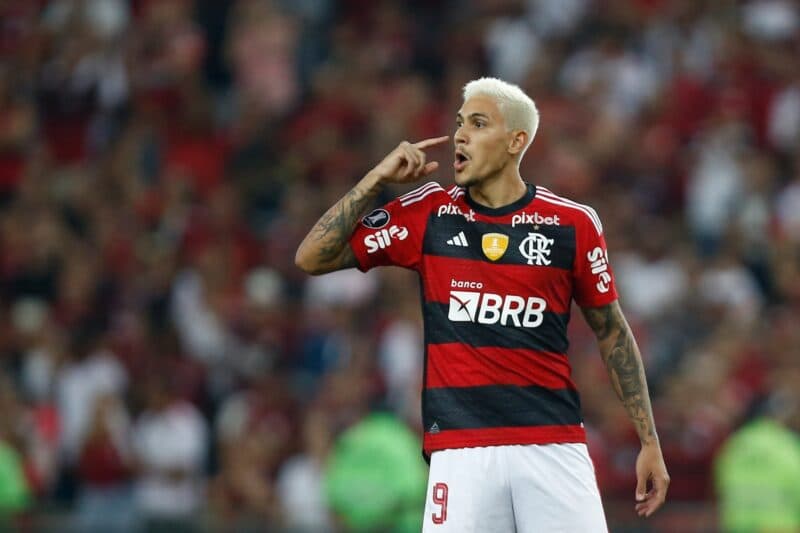 Pedro, do Flamengo, postou desabafo no seu Instagram após ser agredido pelo preparador físico Pablo Hernandez