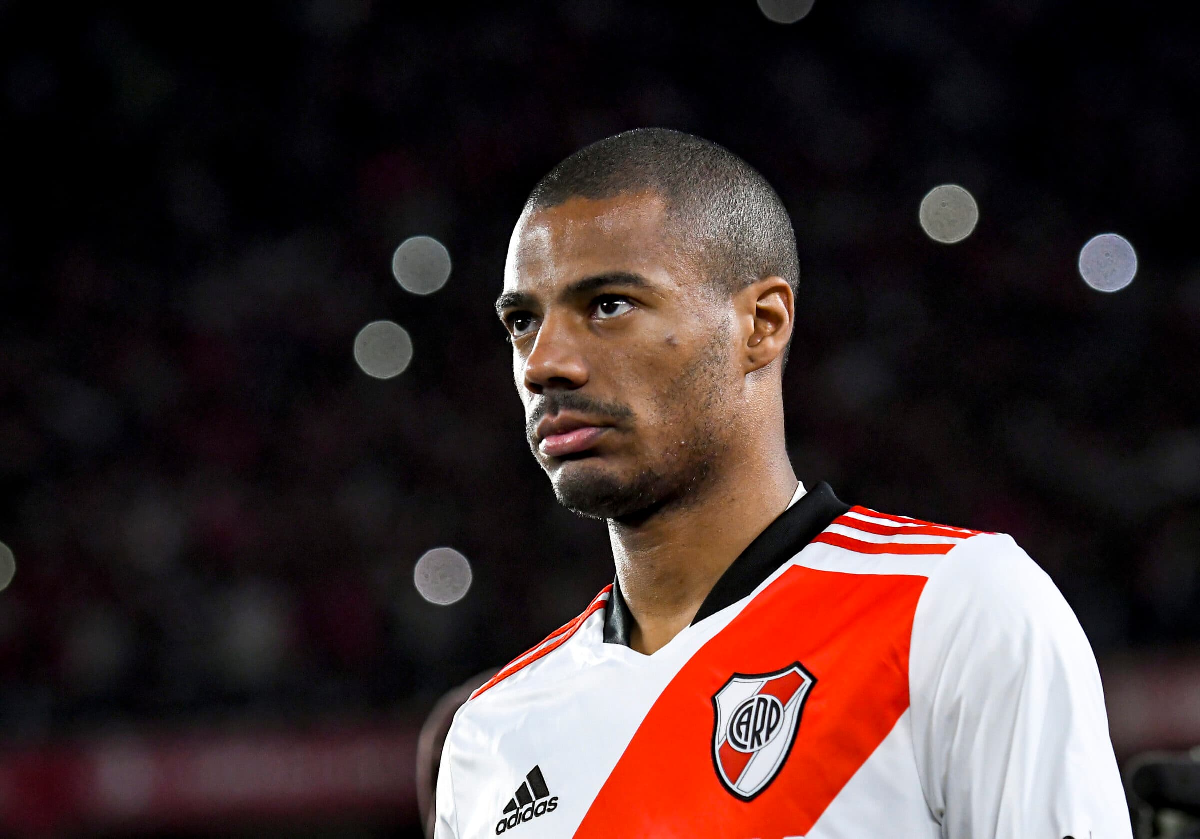 Estafe de De La Cruz culpa River por fracasso de negociação com Flamengo