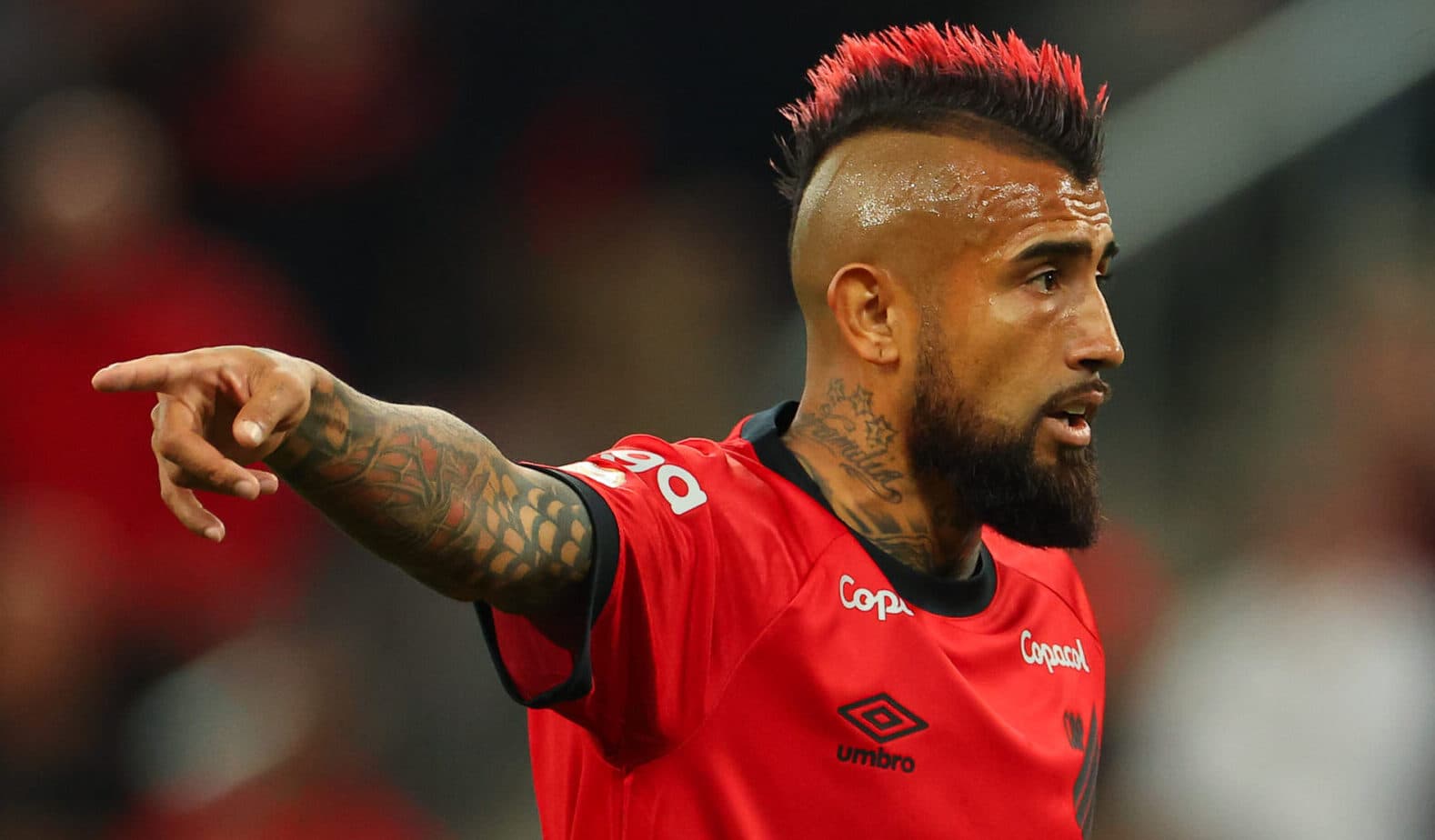 Sedento por revanche, Vidal pode terminar 2023 sem enfrentar Flamengo