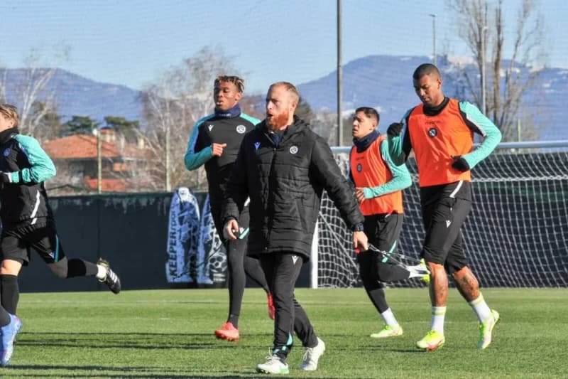 Nicolás Maidana, novo preparador físico do Flamengo, em treino na Udinese;