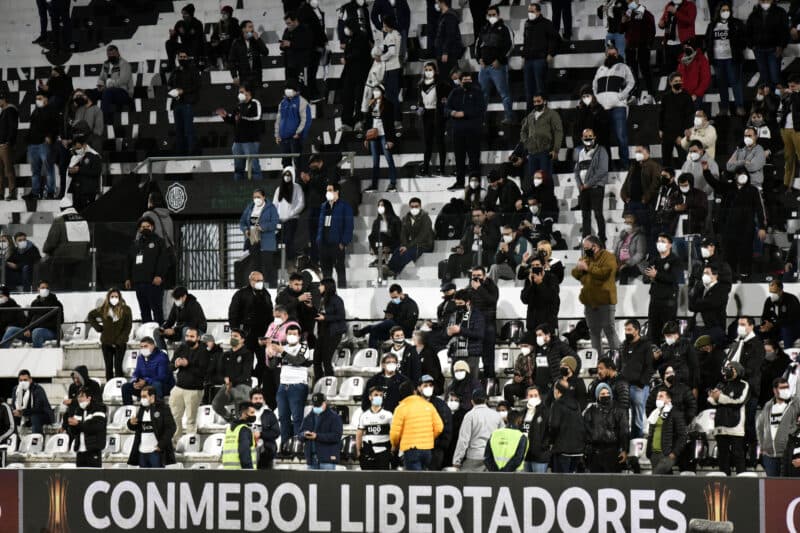 Torcida do Olimpia esgota ingressos contra Flamengo na Libertadores