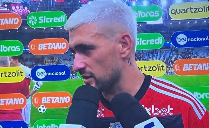 arrascaeta flamengo grêmio