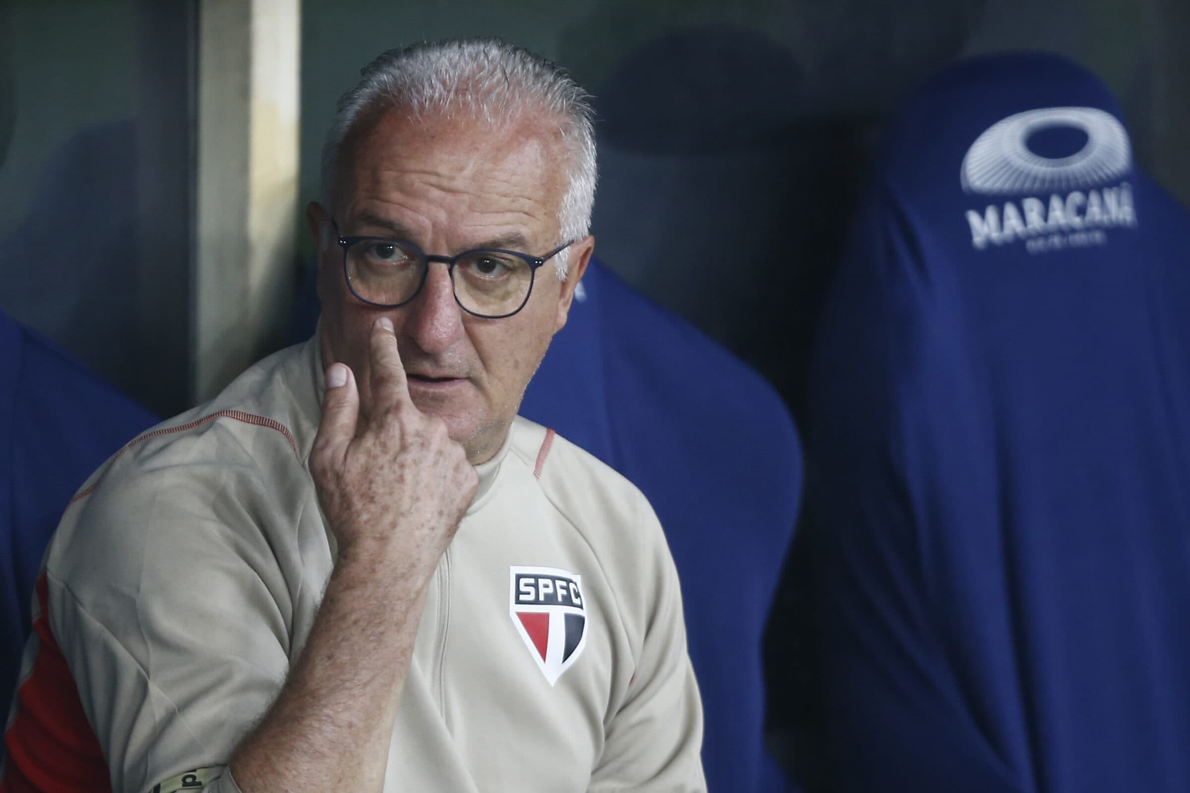 Dorival Júnior, técnico do São Paulo, tem jogo importante pela Sul-Americana antes de enfrentar Flamengo na final da Copa do Brasil