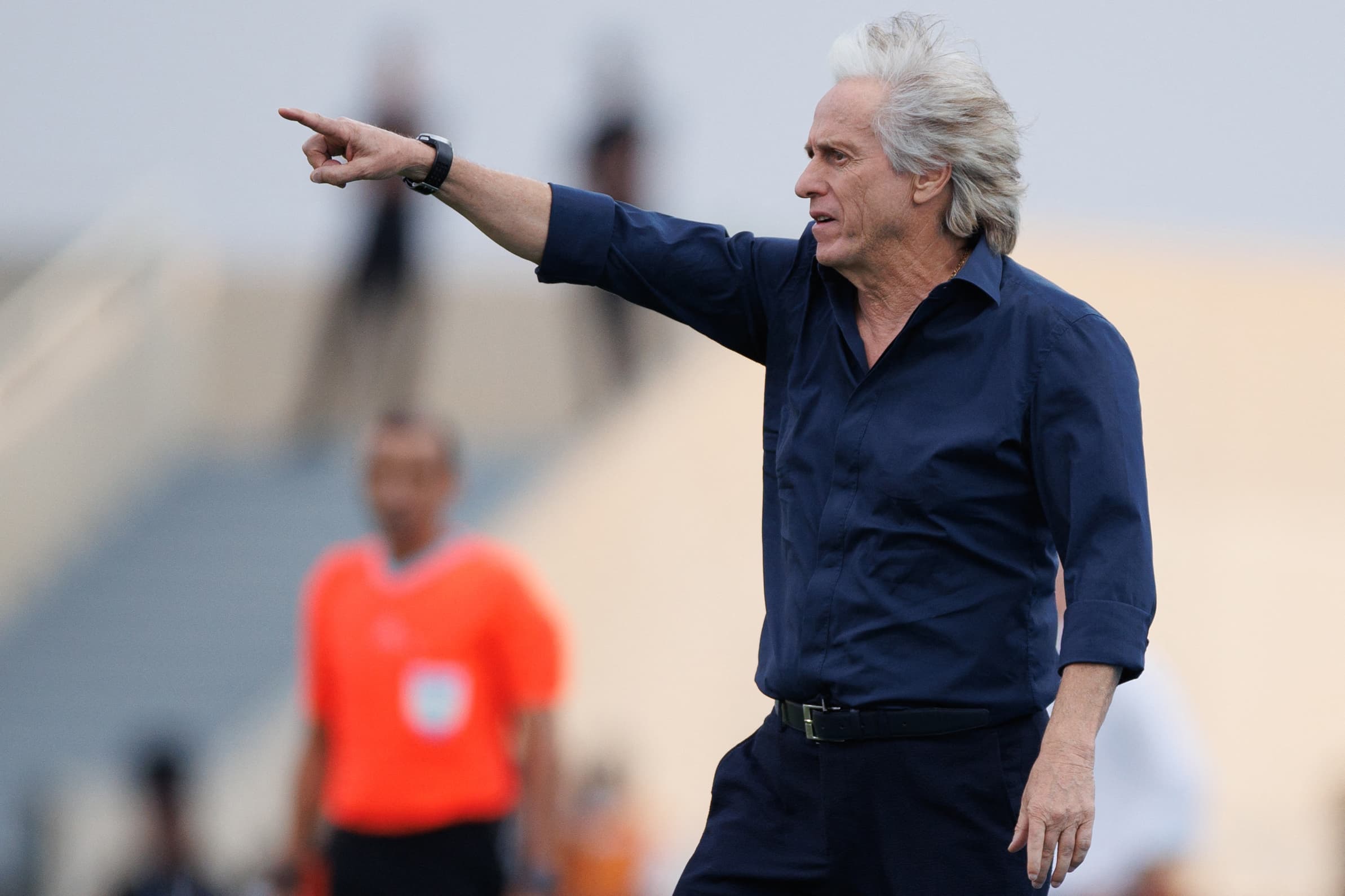 Jorge Jesus descarta interesse do Al Hilal em Ayrton Lucas do Flamengo
