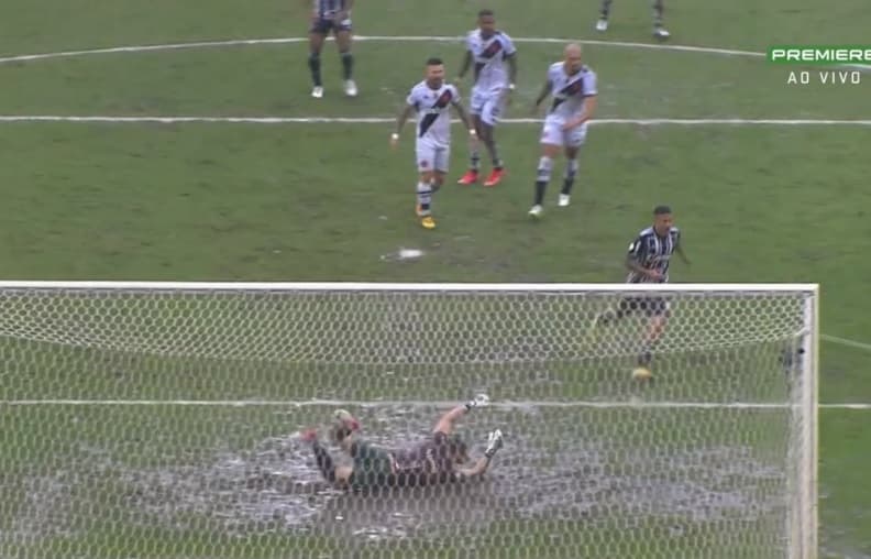 maracanã gramado péssimo vasco flamengo fluminense são paulo