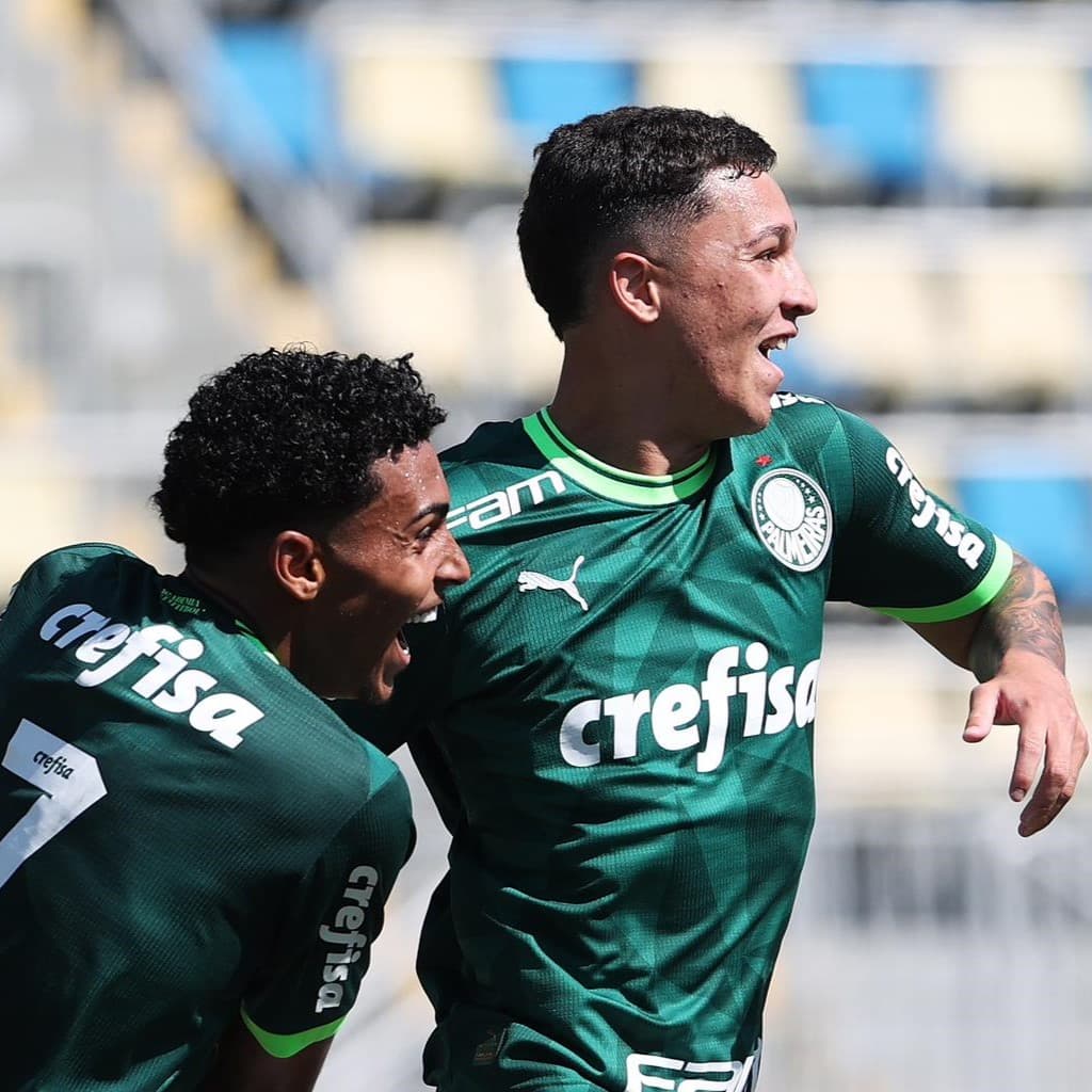 Palmeiras goleia Corinthians na semifinal do Brasileirão Sub-20