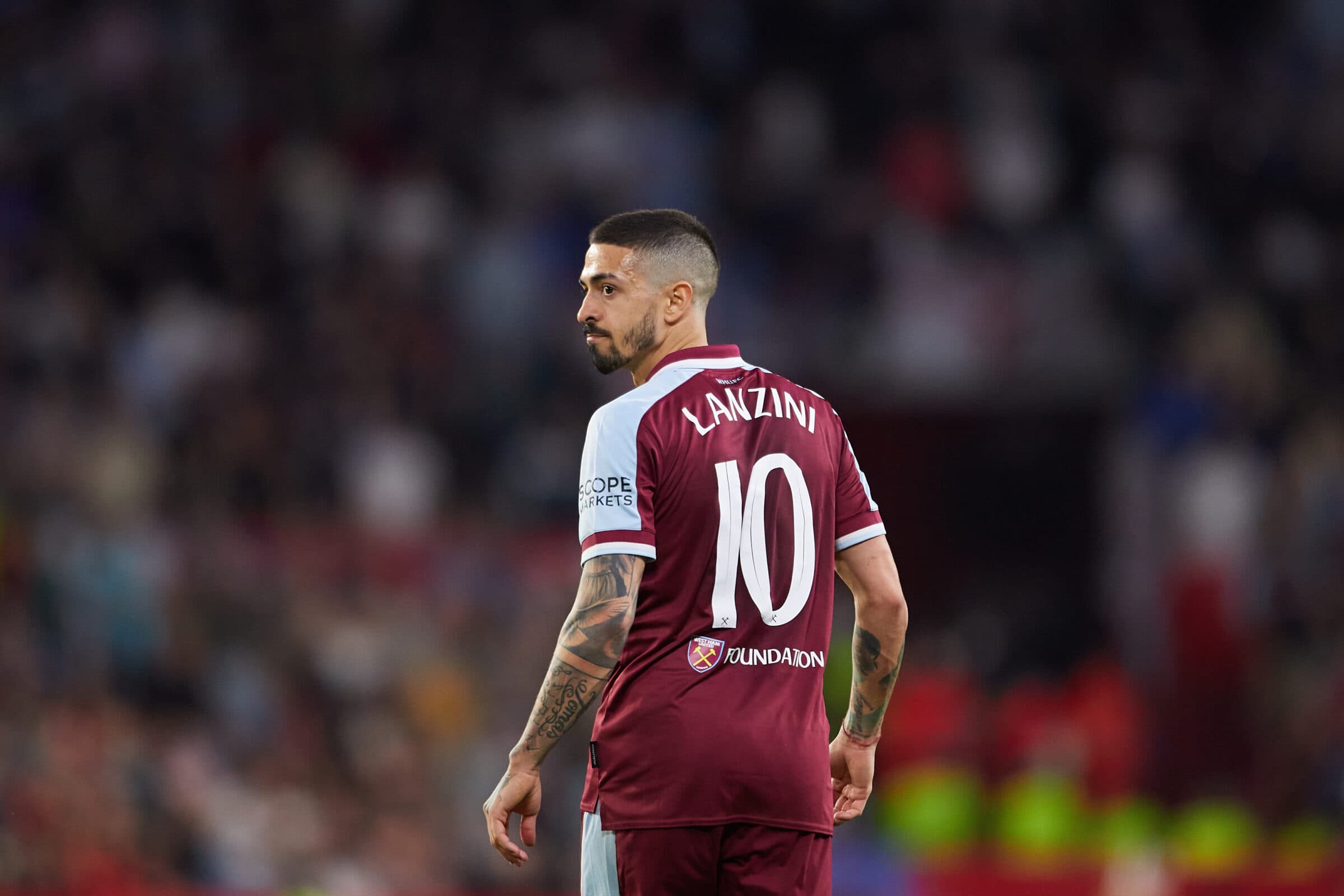 Alvo do Flamengo, Lanzini é anunciado em rival na Libertadores