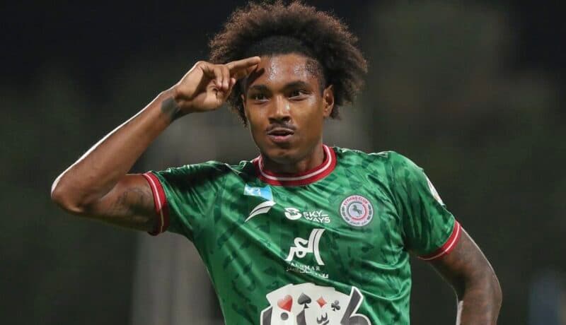 Vitinho, ex-Flamengo, pode deixar Al-Ettifaq