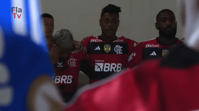 Bruno Henrique dá preleção histórica antes de destruir em clássico