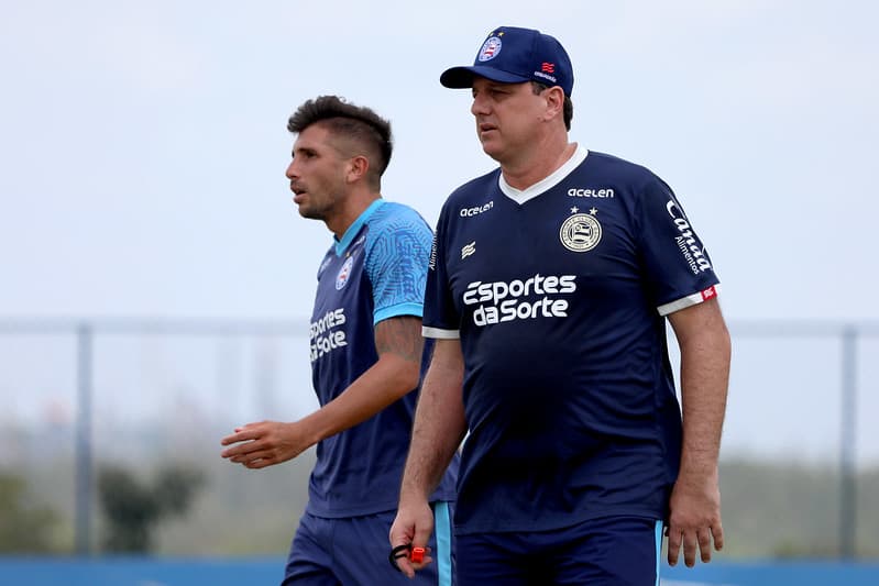 Rogério Ceni em treino do Bahia; Ceni nunca venceu o Flamengo como treinador
