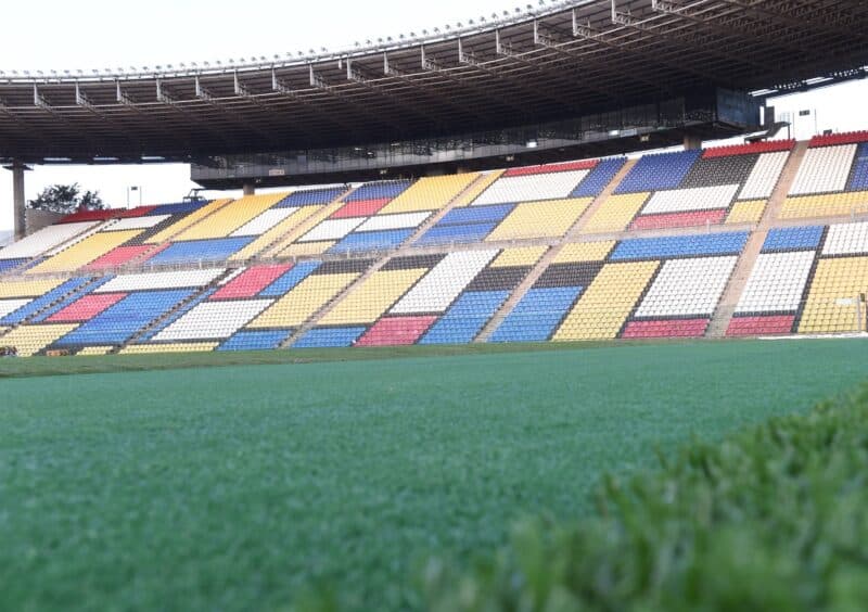 Estádio Kleber Andrade, em Cariacica-ES, recebe a partida entre Flamengo e Athletico-PR