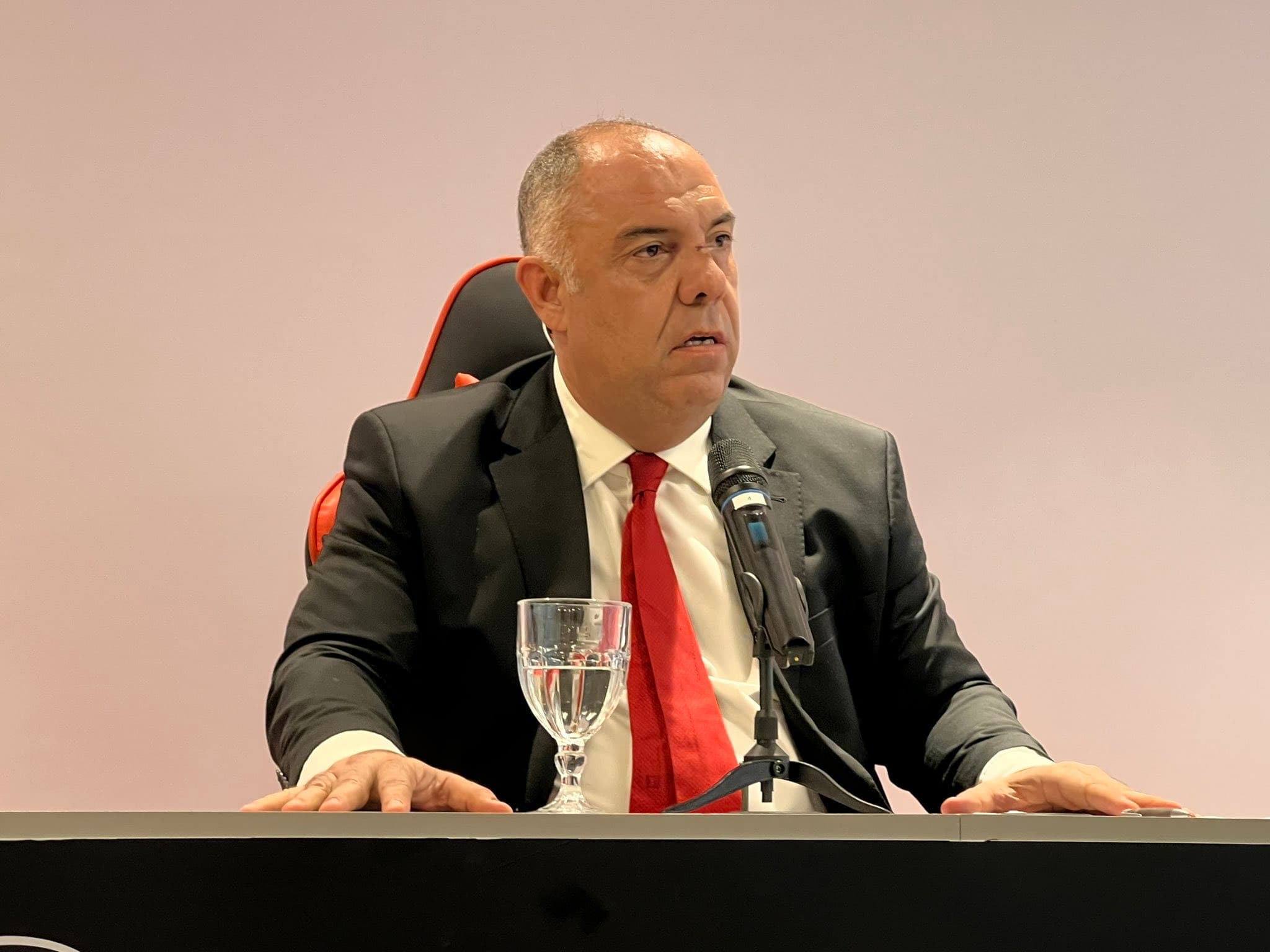 'Eu sei como é': Braz fala sobre entrevista de torcedor mordido