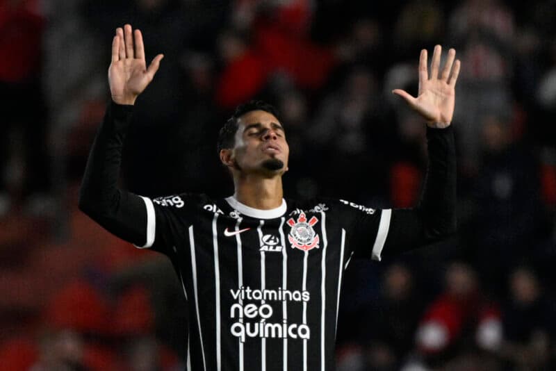 Lucas Veríssimo Corinthians Flamengo