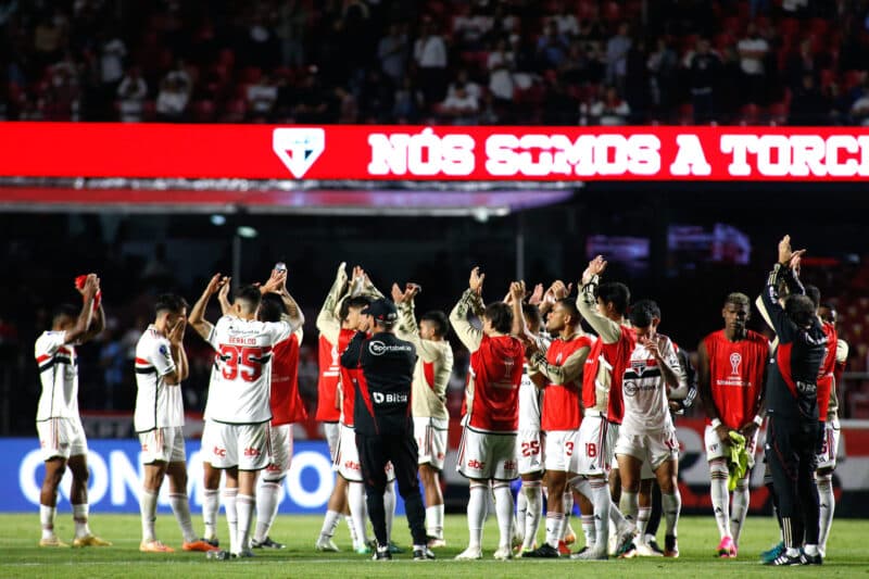 Um dos destaques do São Paulo se machucou durante as Eliminatórias e preocupa para final da Copa do Brasil, contra o Flamengo