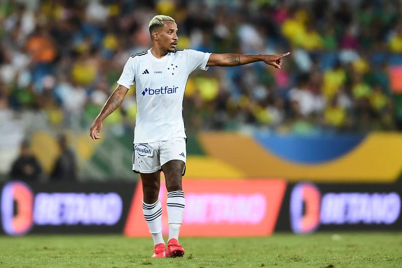 Matheus Pereira, em seu retorno ao time do Cruzeiro no Brasileirão