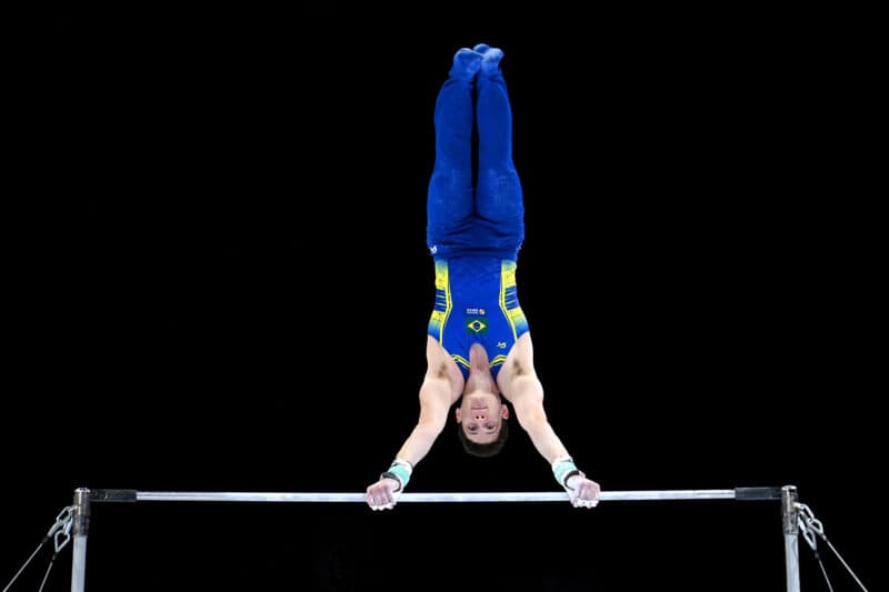 Digo Soares no Mundial da Ginástica; atleta do Flamengo conquista vaga nas Olímpiadas de Paris 2024