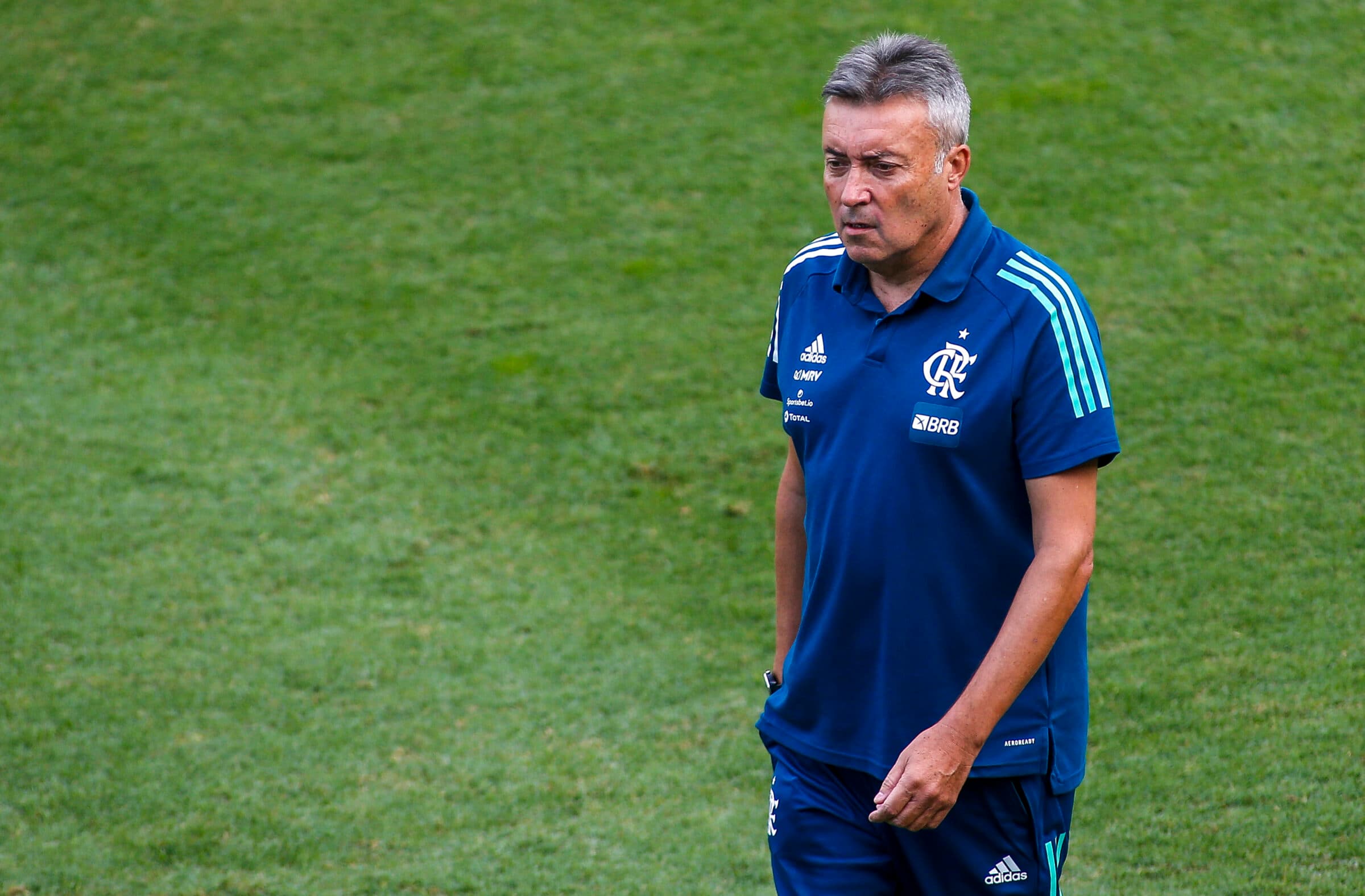 Domenec Torrent em passagem no Flamengo