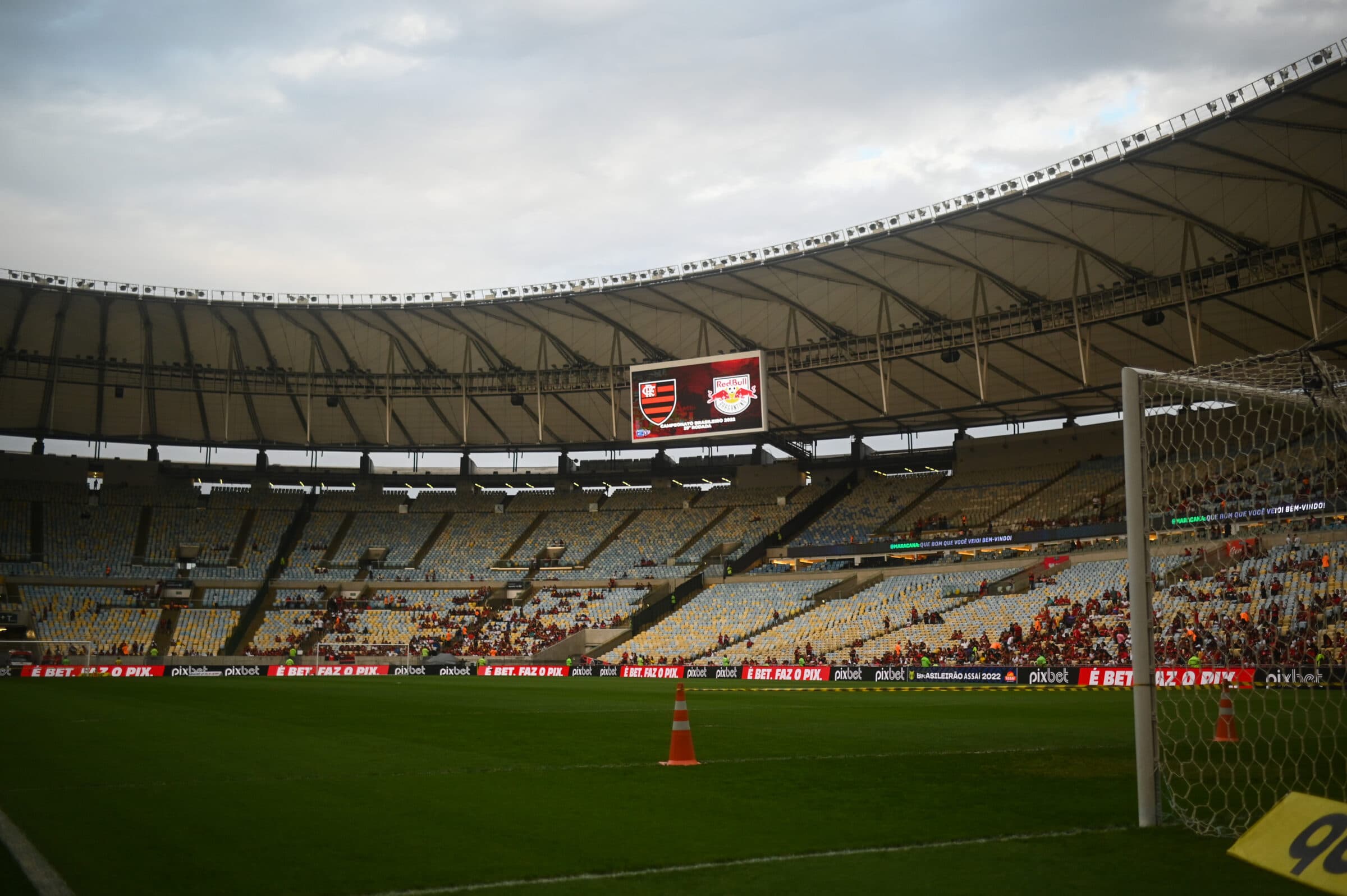 Flamengo x Bragantino no Maracanã; RMP alerta para condições do gramado