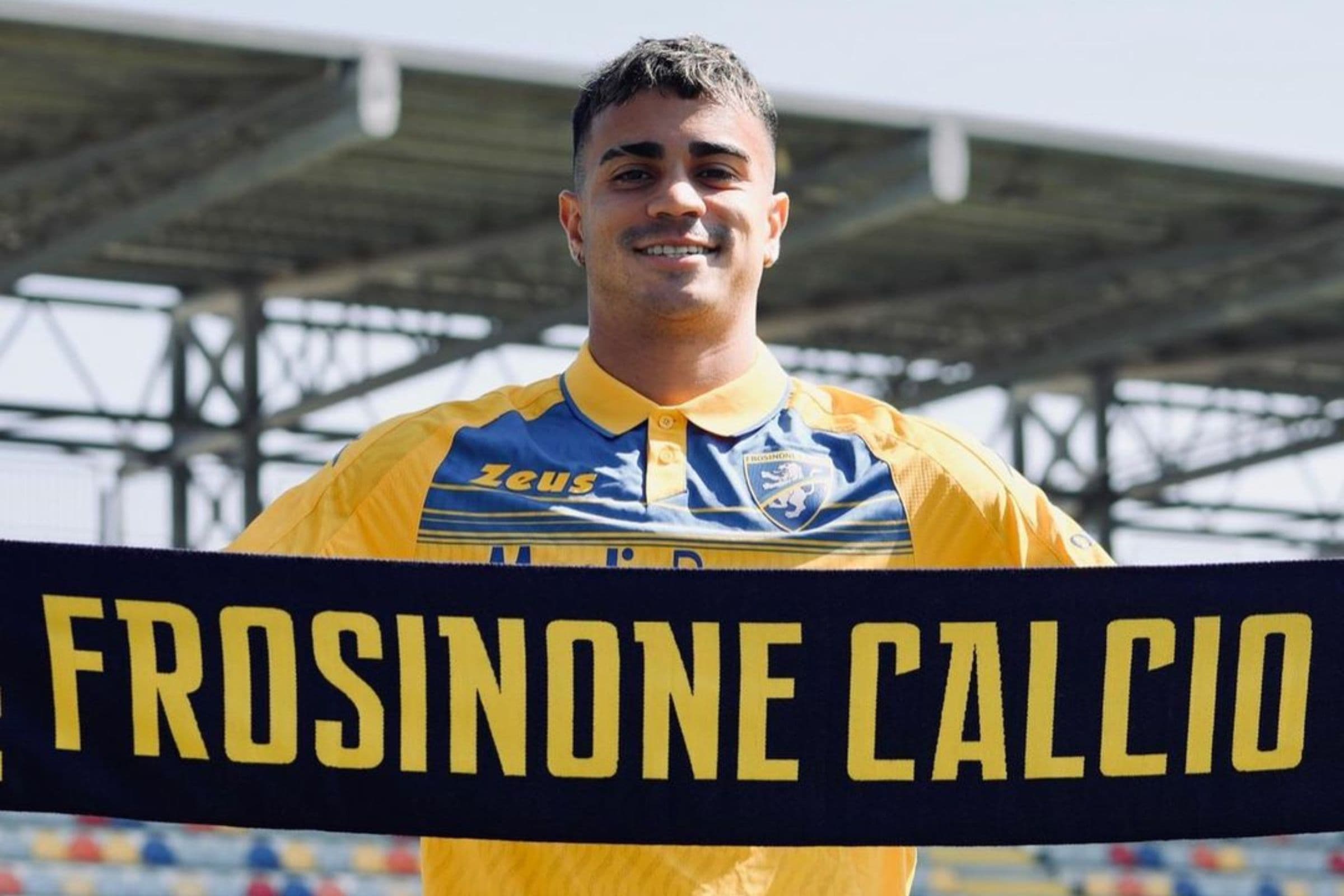 Cria do Flamengo, Reinier tenta um recomeço na Europa com o Frosinone da liga italiana, mas ainda não estreou