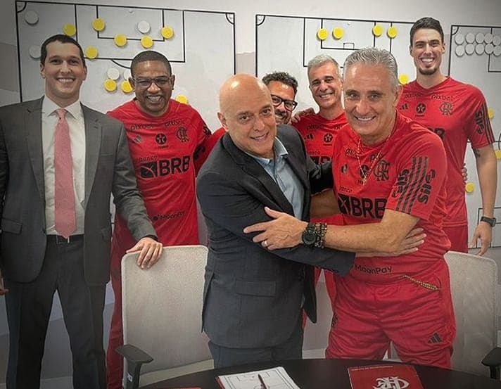 Tite e Gilmar Veloz após acerto com o Flamengo