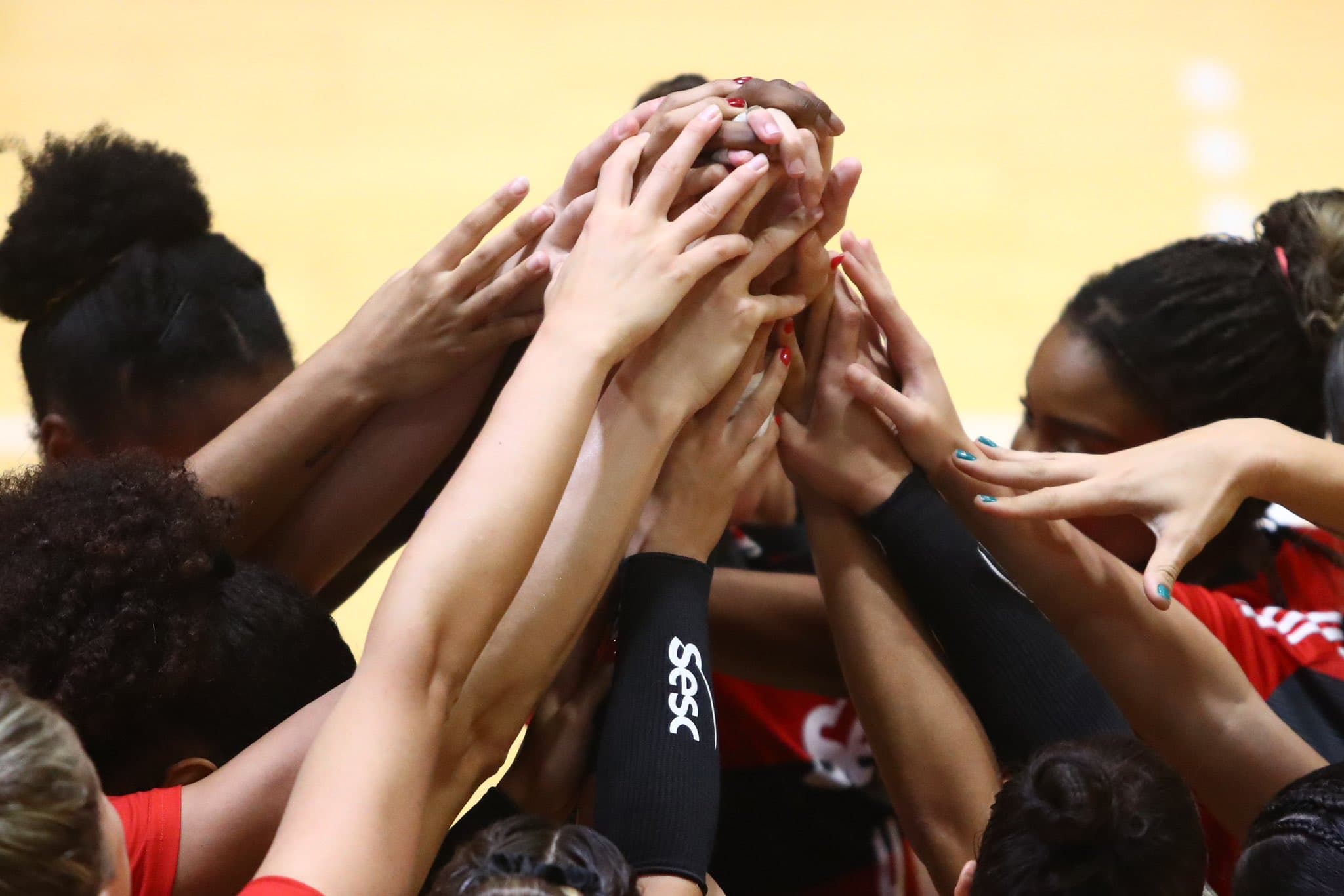 Time do Flamengo comemora mais uma vitória contra o Tijuca pelo Campeonato Carioca Feminino