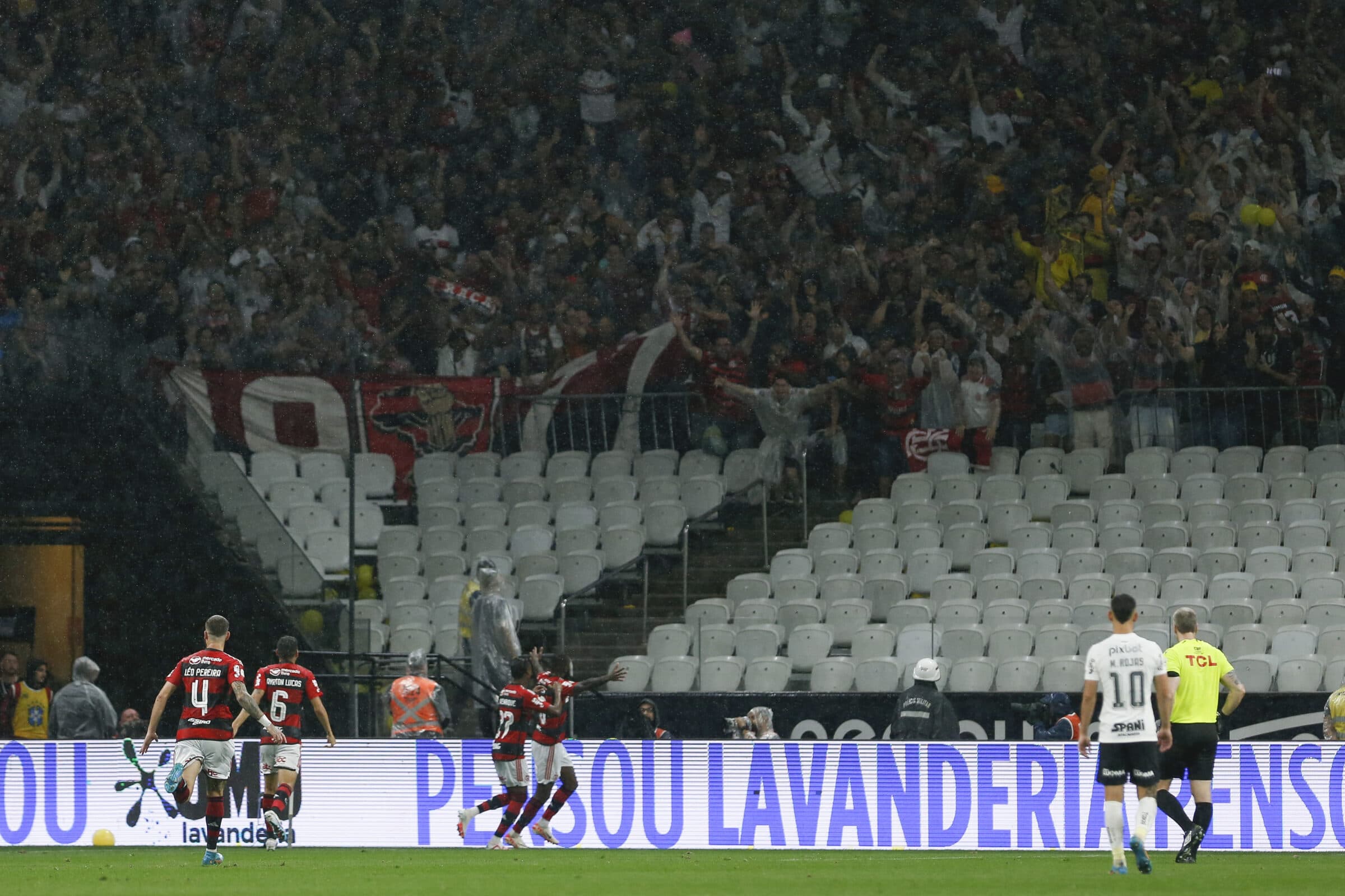 Flamengo é o time que mais levou visitantes aos estádios no Brasileirão