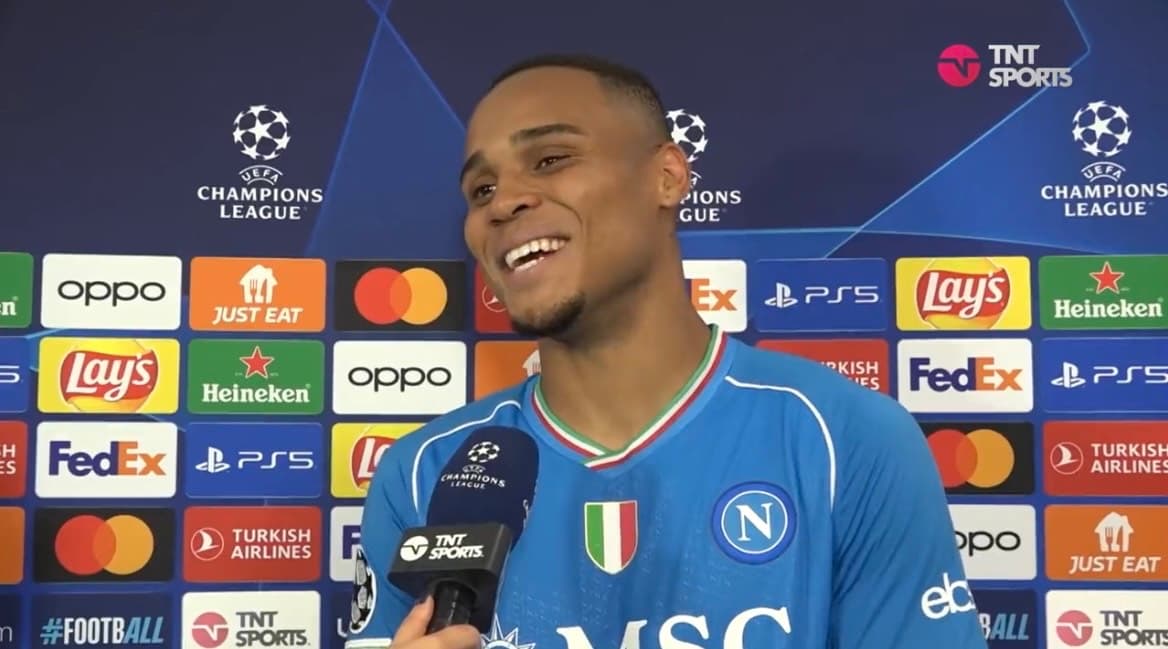 Natan 'abre sorriso' e fala sobre jogar a Champions League