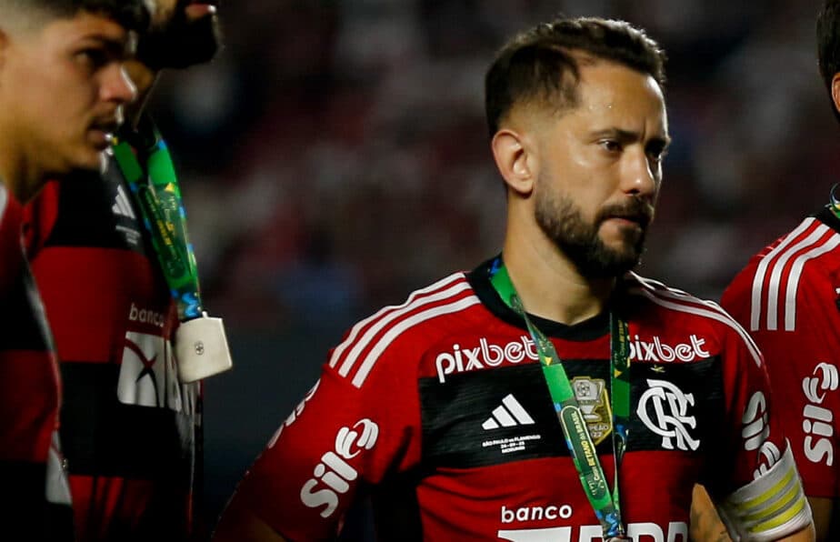Everton Ribeiro Flamengo São Paulo