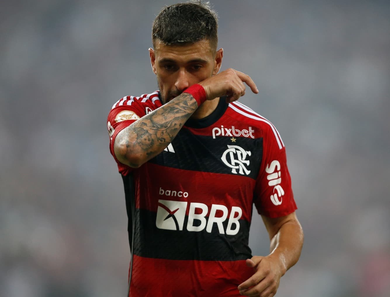 Arrascaeta durante Flamengo x Fluminense