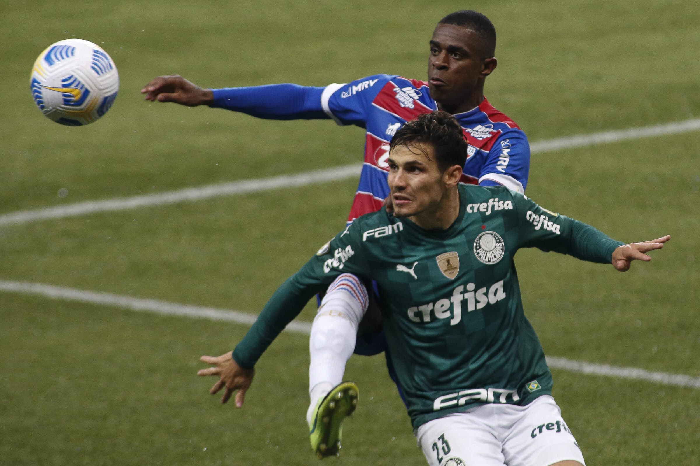 Palmeiras visita o Fortaleza com Flamengo e Botafogo de olho