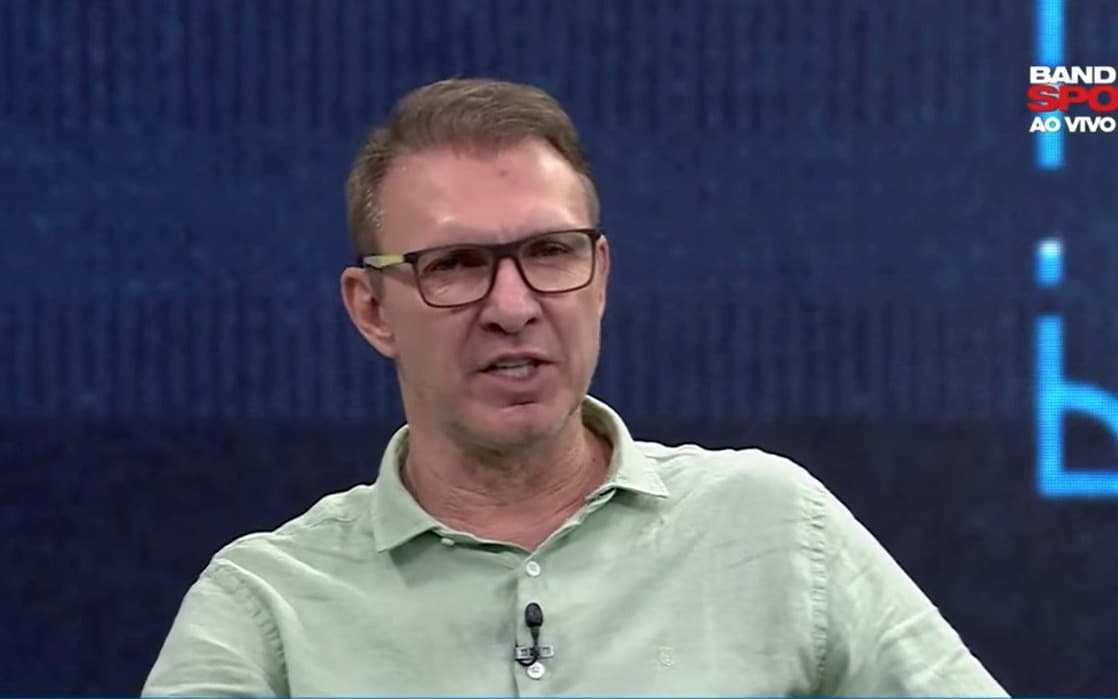 Ex-Palmeiras, Velloso durante programa 'Baita Amigos', da BandSports, exalando clubismo ao falar do Flamengo na disputa pelo título