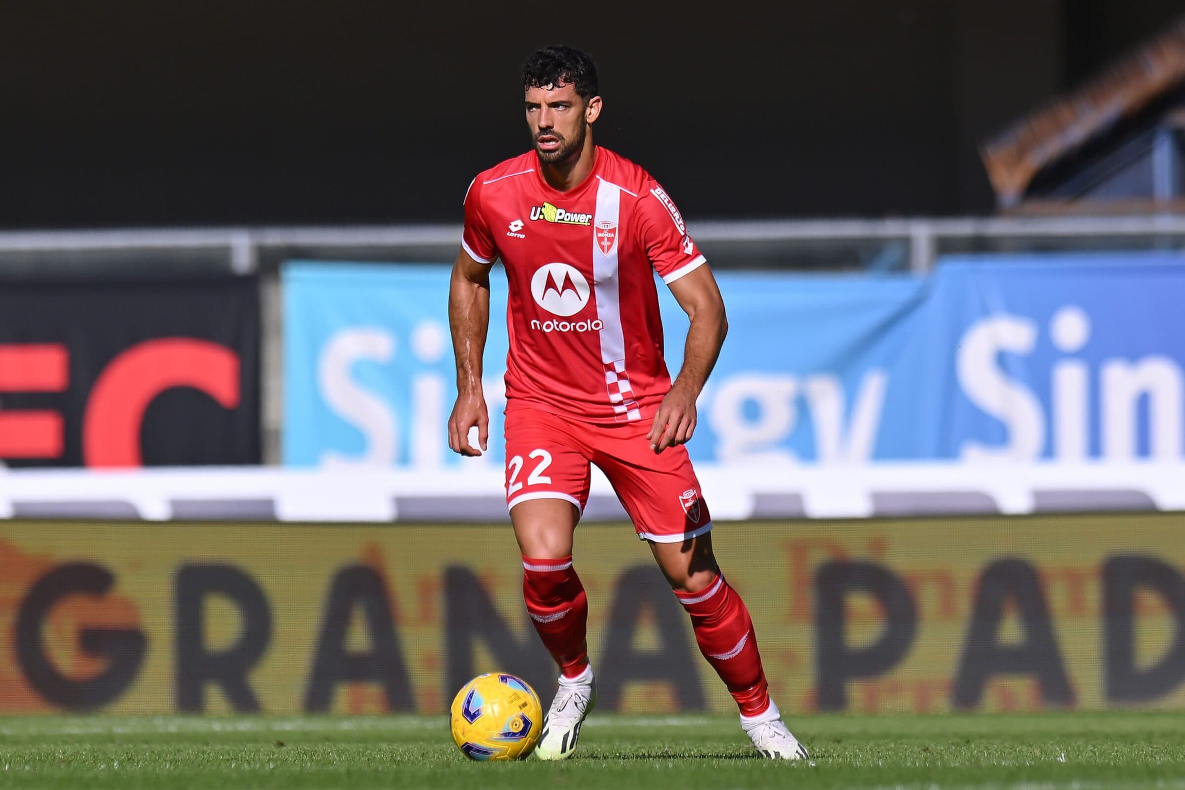 Pablo Marí, ex-Flamengo, em ação pelo Monza, da Itália