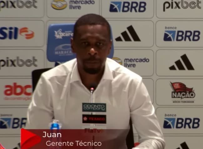 Gerente técnico do Flamengo, Juan fala em coletiva de imprensa