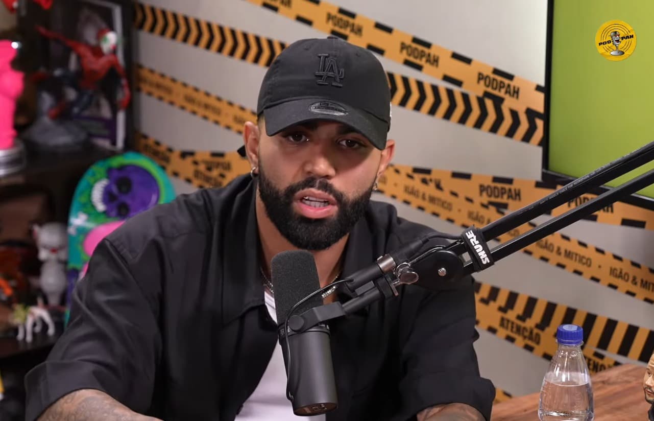 Foto de Gabigol, atacante do Flamengo, durante entrevista concedida ao PodPah. O atacante foi alvo recente de críticas feitas pelo jornalista Paulo Vinícius Coelho, mais conhecido como PVC.