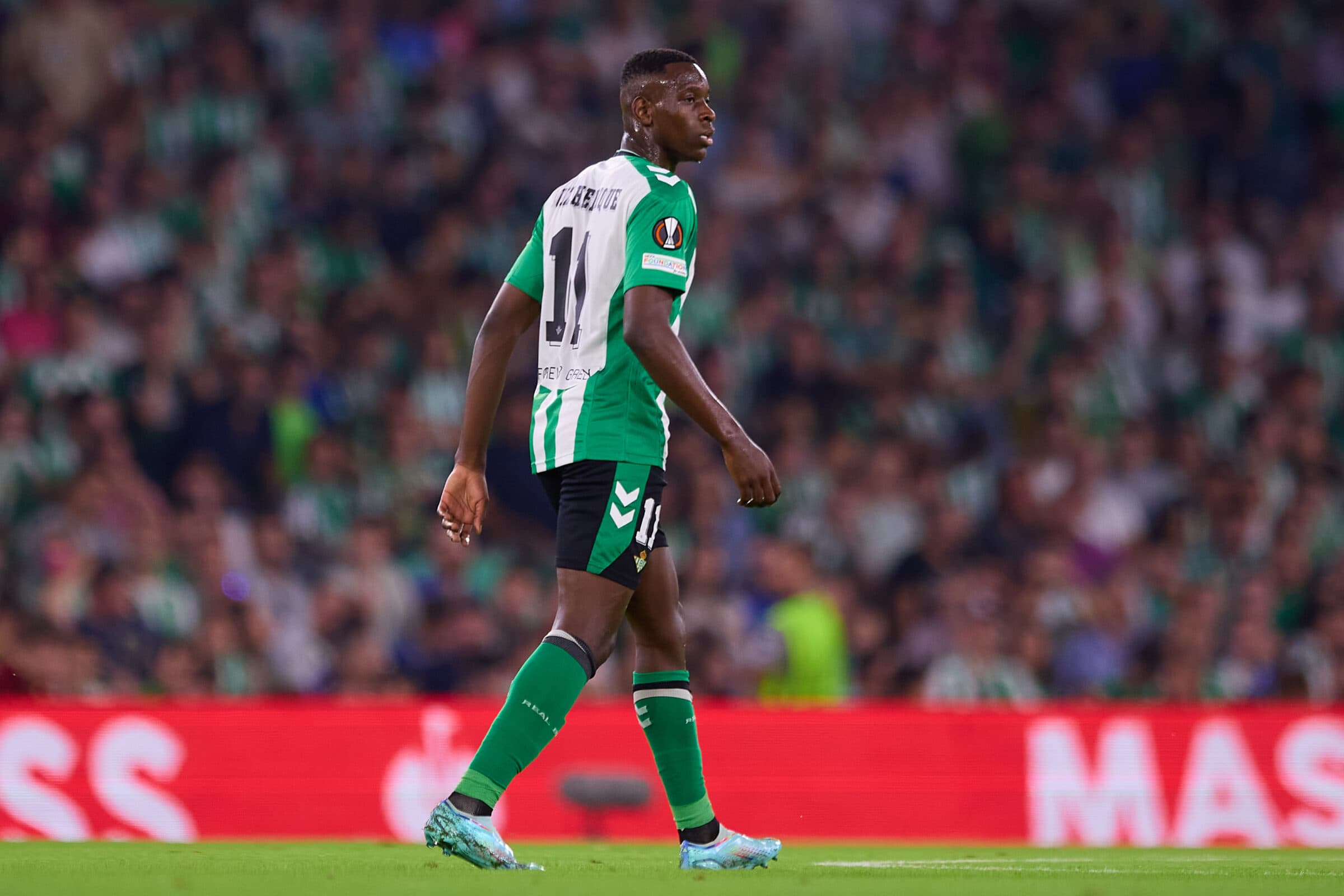 Luiz Henrique, cria do Fluminense que joga no Betis, segue interessando ao Flamengo