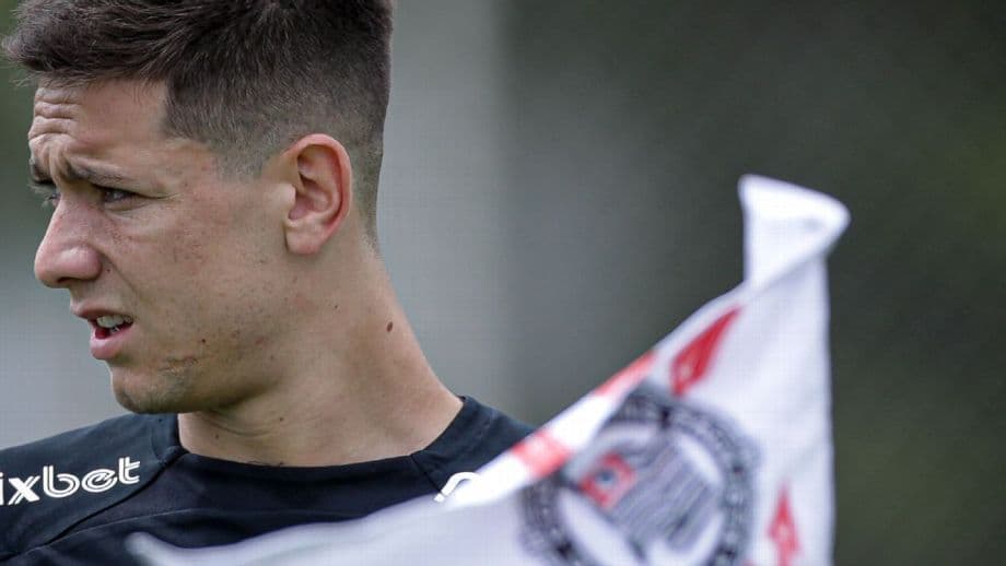 Rodrigo Garro treina no Corinthians, mas Augusto Melo enrola Talleres