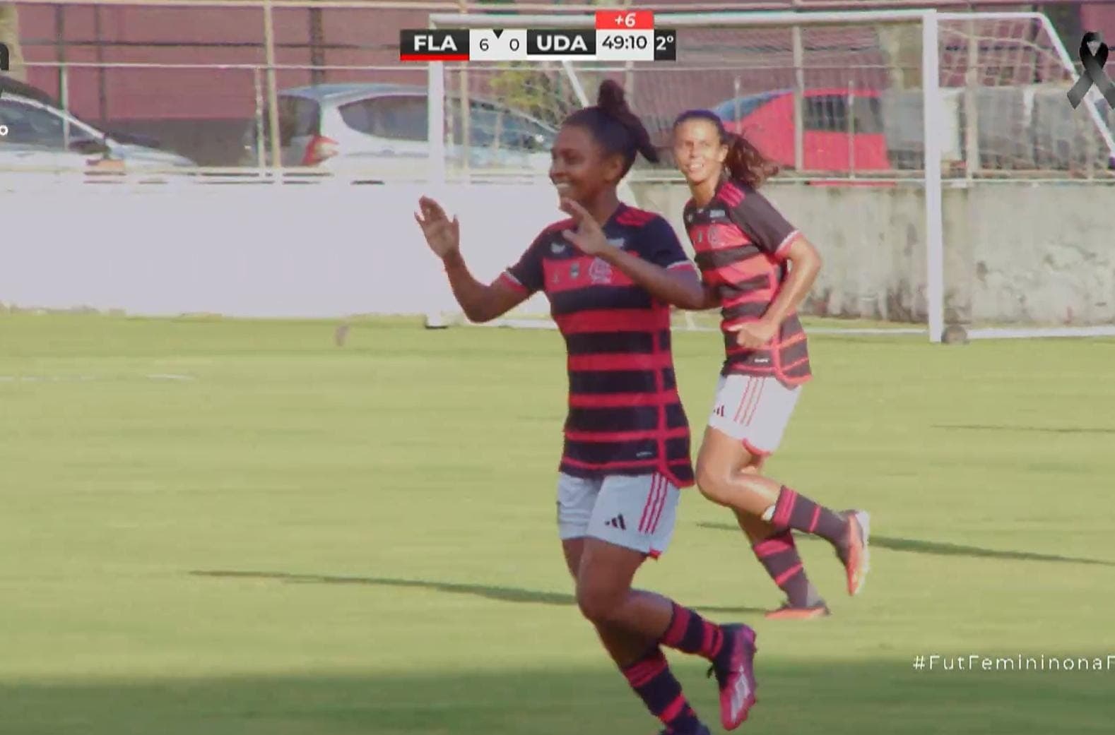 Imagens da Fla TV mostram comemoração do sexto gol do Flamengo contra a UDA