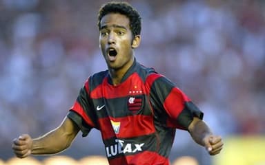 Roger Guerreiro foi herói em virada épica do Flamengo contra o Fluminense na Taça Guanabara