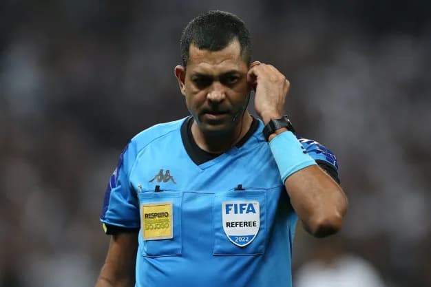 Wagner do Nascimento foi escolhido para apitar o clássico de domingo