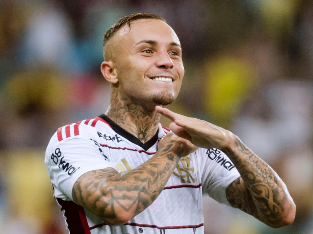 Everton Cebolinha comemora gol em Fluminense 0x2 Flamengo