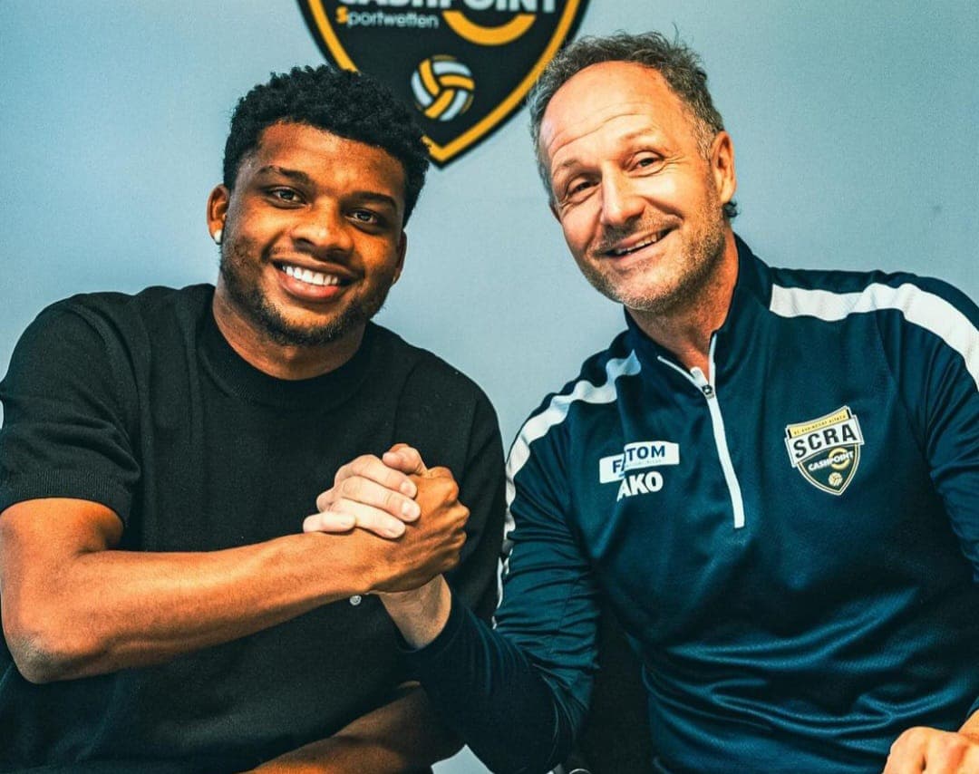 Lincoln assiando com time do futebol austríaco; Jogador Cria do Flamengo estava sem clube, atleta saiu do Mais Querido em 2021