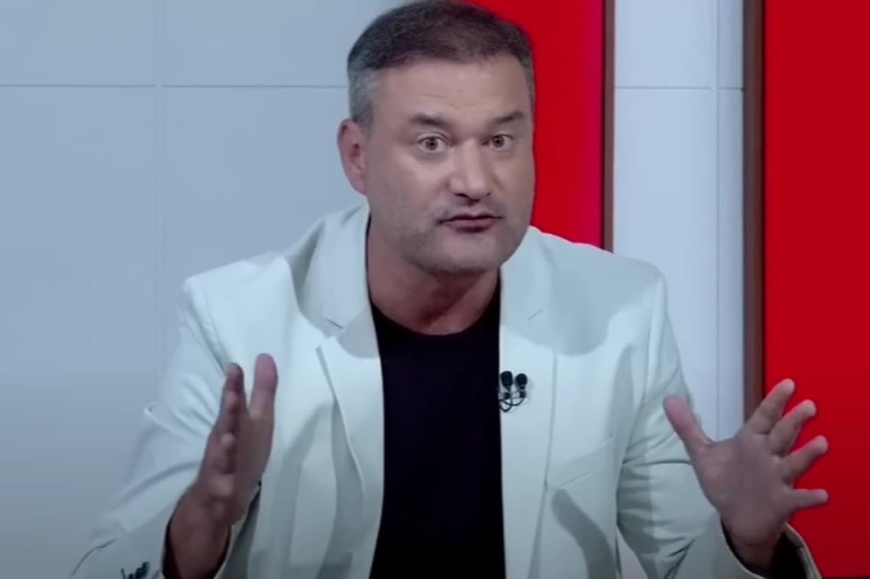 Rodrigo Bueno comparando Flamengo de Tite à Manchester City de Guardiola