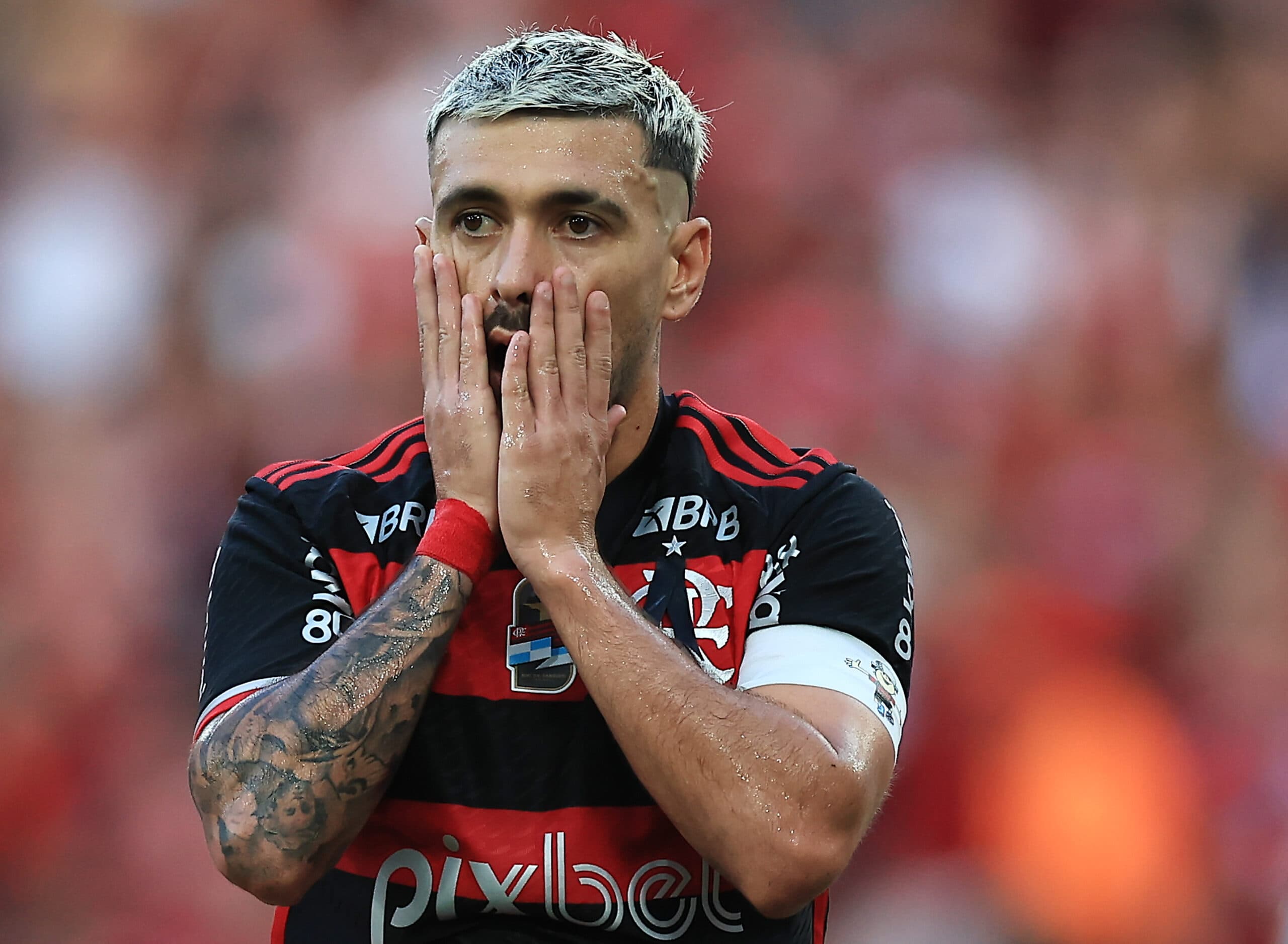 Arrascaeta em Flamengo e Nova Iguaçu