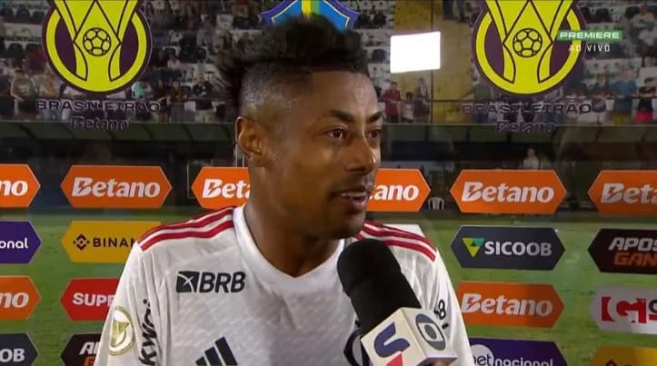 Bruno Henrique indignado com arbitragem de Flamengo e Bragantino pelo Brasileirão