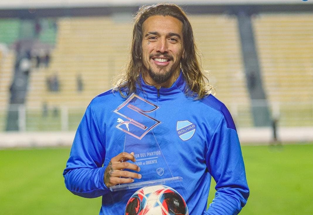 Chico da Costa é eleito o craque do jogo em partida do Bolívar