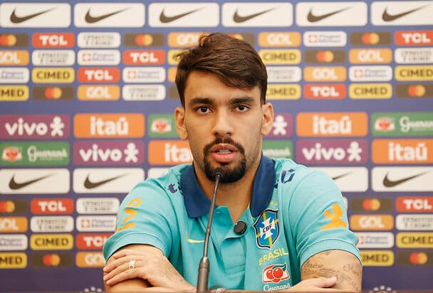 Lucas Paquetá em coletiva da Seleção Brasileira; ex-Flamengo será convidado para depor em CPI